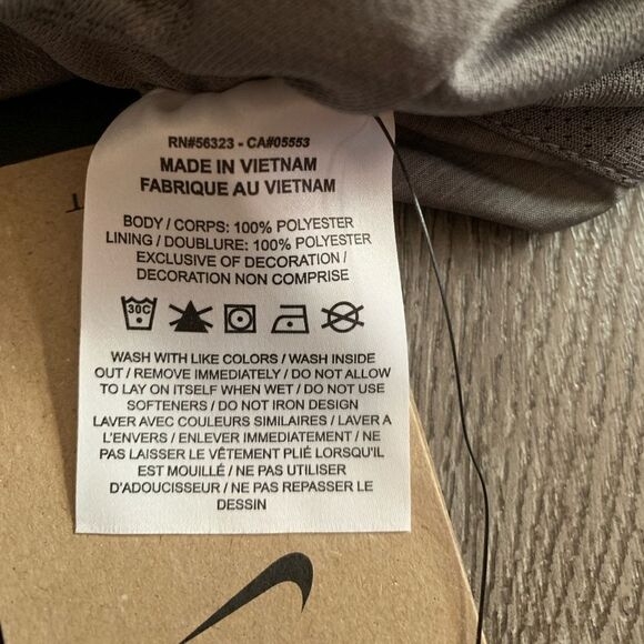 Nike woman’s running shorts with underwear lining - Picture 4 of 4